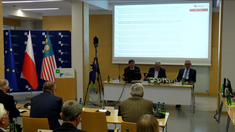 XLV SESJA RADY POWIATU W POZNANIU